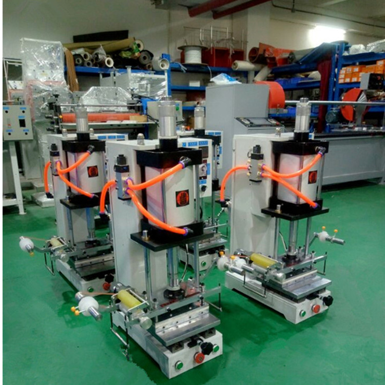 小型氣壓香蕉视频18在线观看