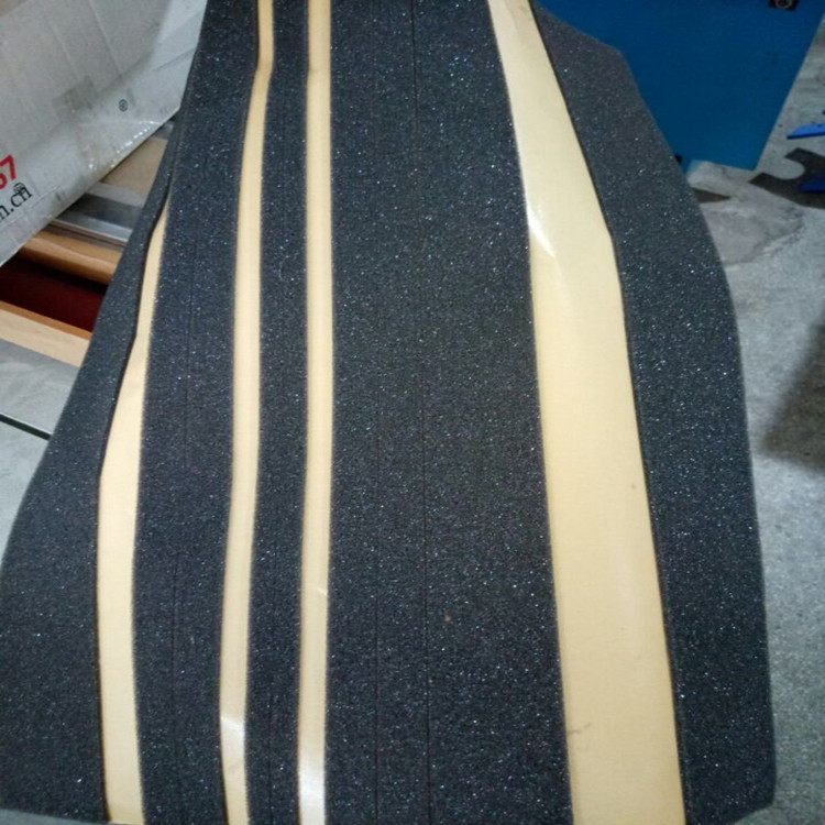 縱切半段91香蕉在线播放 